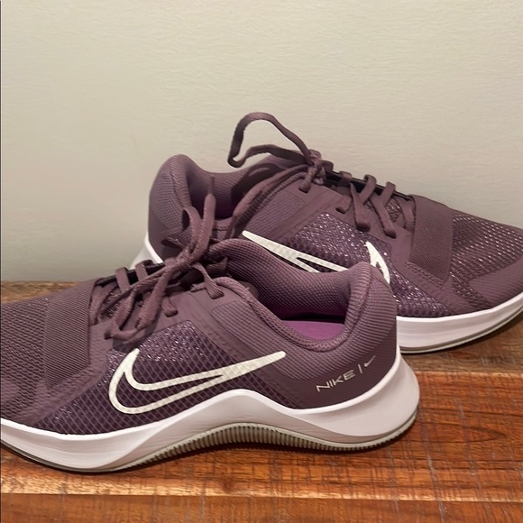 Nike Trainer 2 Women’s Purple Sneakers NWT - Picture 5 of 7